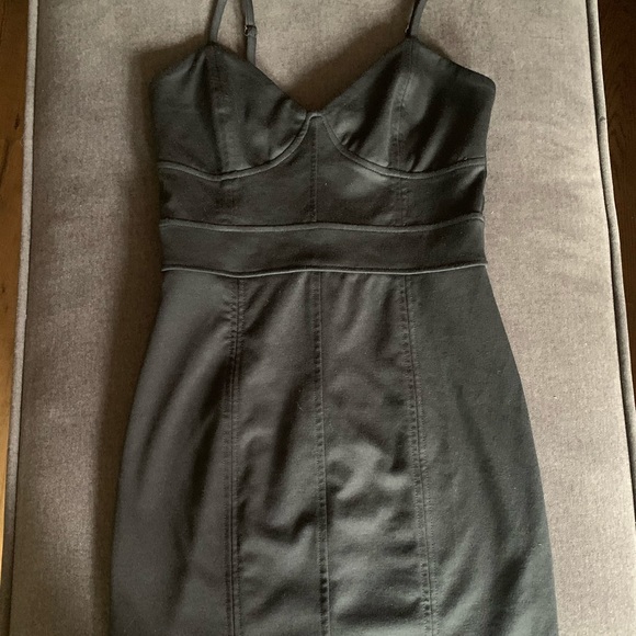 Forever 21 Dresses & Skirts - Black dress